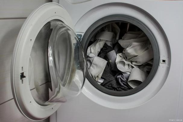 洗衣机怎么脱水的相关图片